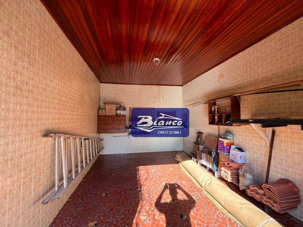 Casa à venda com 3 quartos, 181m² - Foto 22