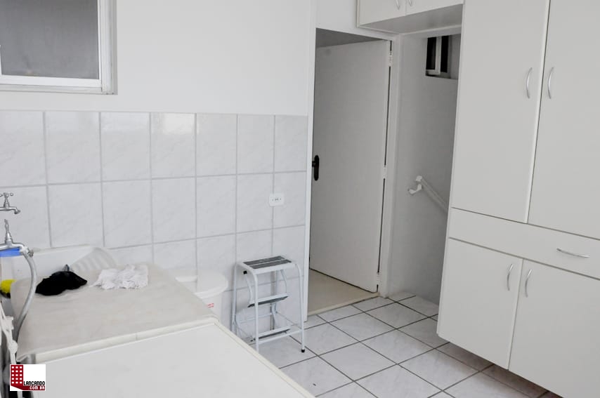 Apartamento à venda com 4 quartos, 220m² - Foto 5