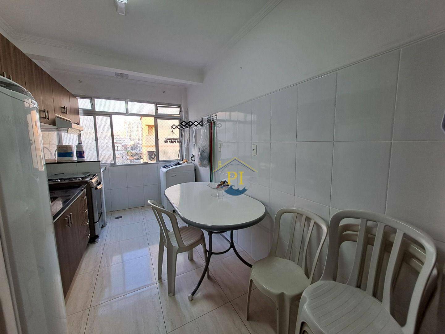 Apartamento à venda com 2 quartos, 64m² - Foto 3