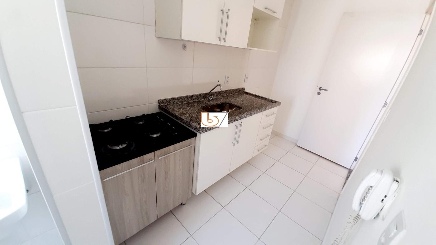 Apartamento para alugar com 2 quartos, 69m² - Foto 3