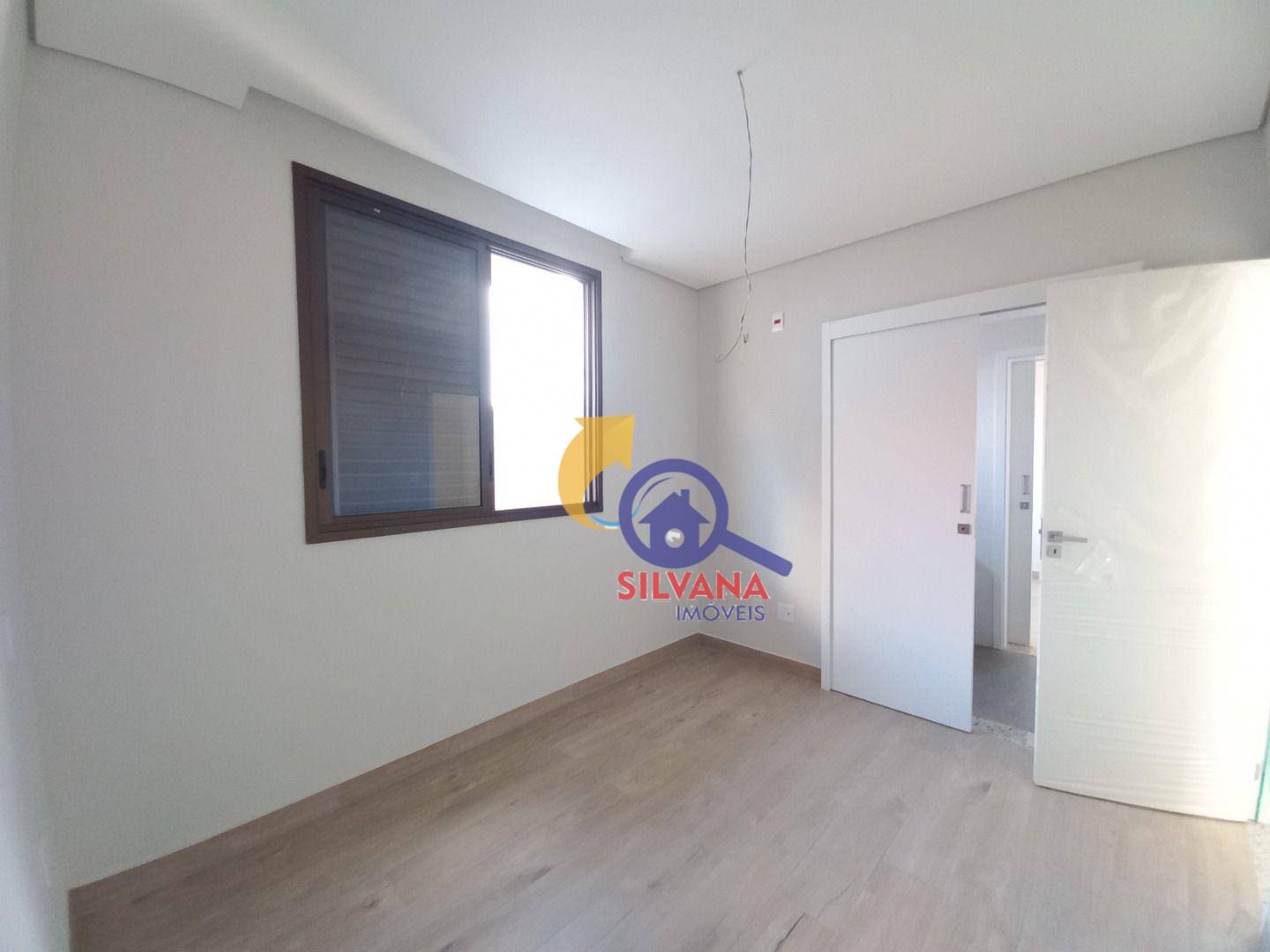 Apartamento à venda com 3 quartos, 130m² - Foto 12