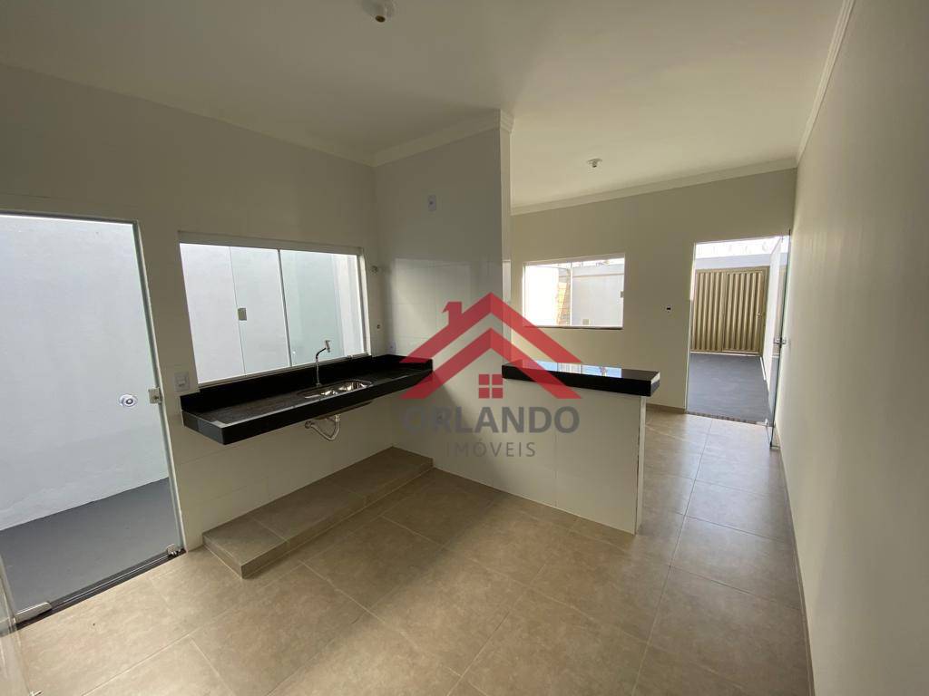 Casa à venda com 2 quartos, 58m² - Foto 2