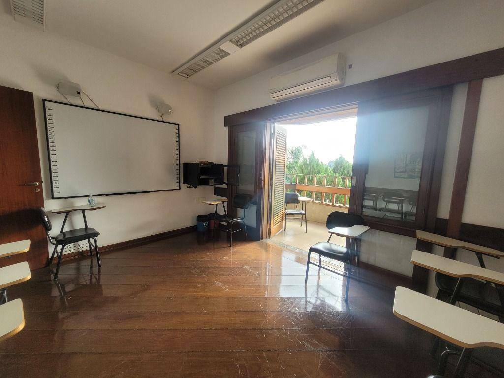 Casa à venda com 5 quartos, 609m² - Foto 25