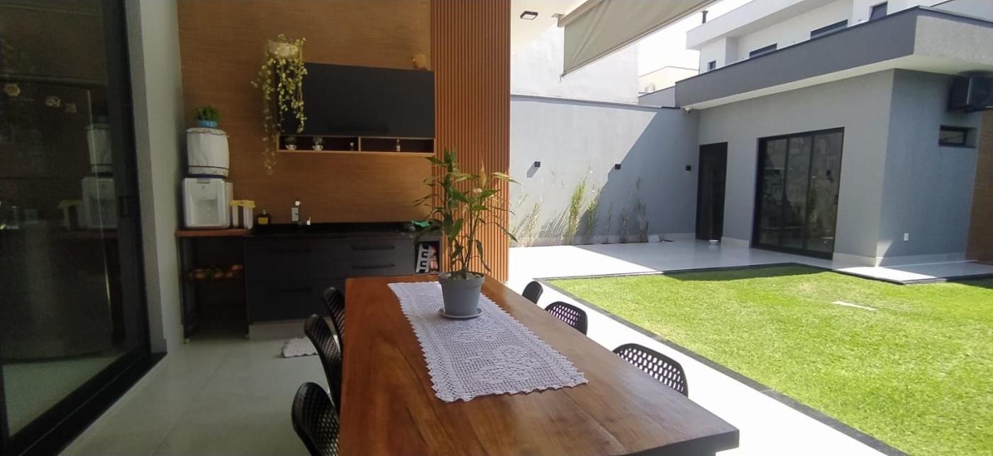 Casa de Condomínio à venda com 3 quartos, 155m² - Foto 1