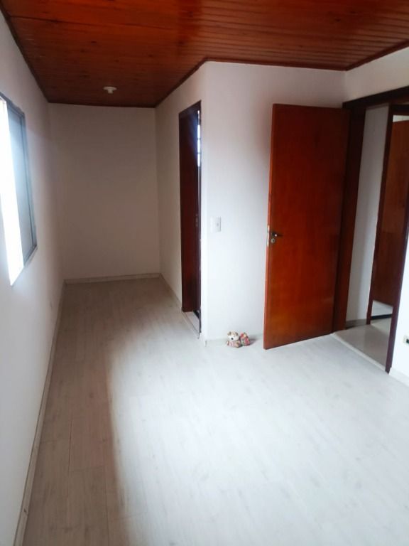 Casa à venda com 3 quartos, 97m² - Foto 17