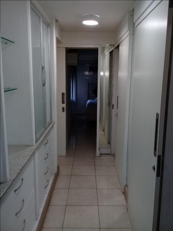 Apartamento à venda com 5 quartos, 217m² - Foto 10