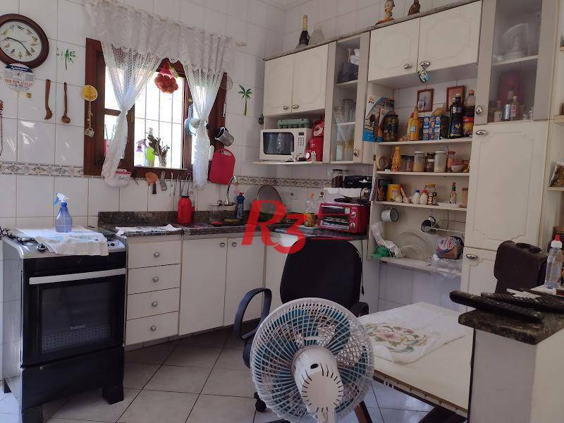 Casa à venda com 1 quarto, 45m² - Foto 1