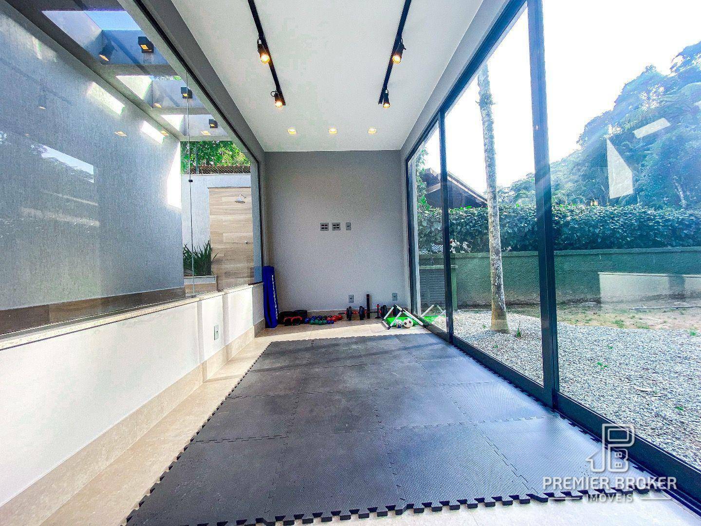 Casa de Condomínio à venda com 4 quartos, 260m² - Foto 55