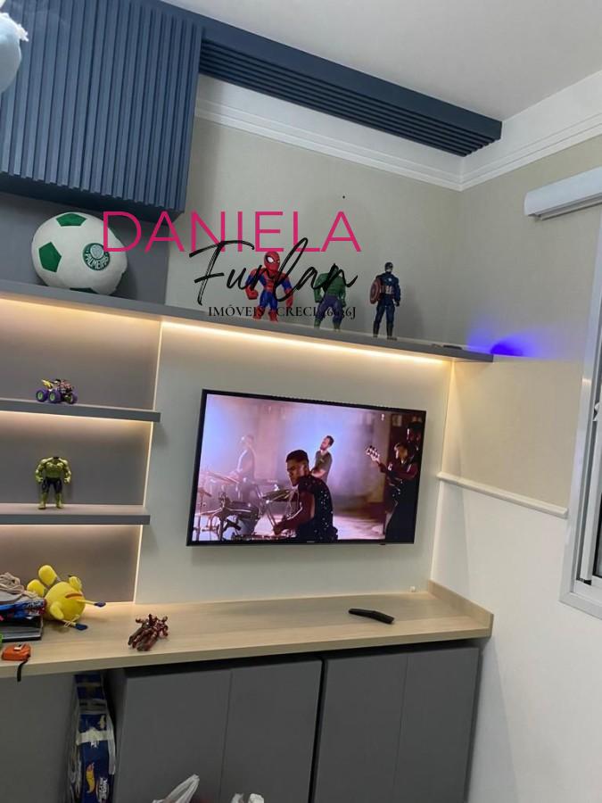 Apartamento à venda com 3 quartos, 108m² - Foto 4