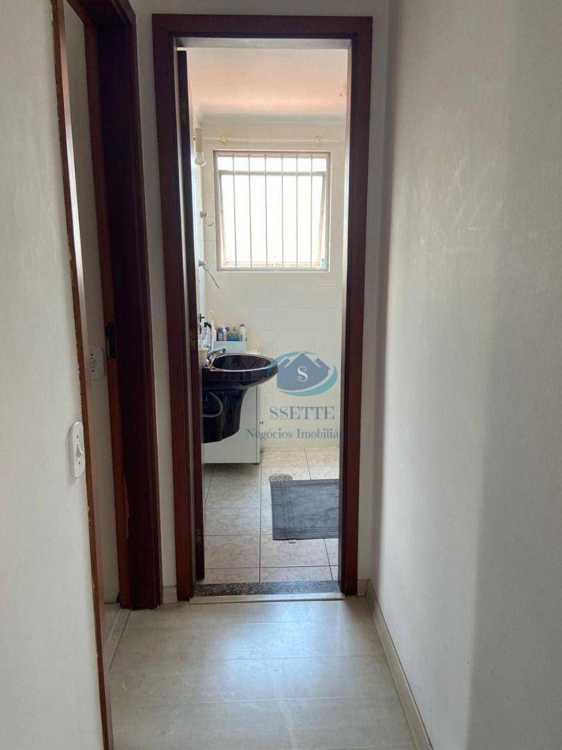 Apartamento à venda com 2 quartos, 68m² - Foto 11