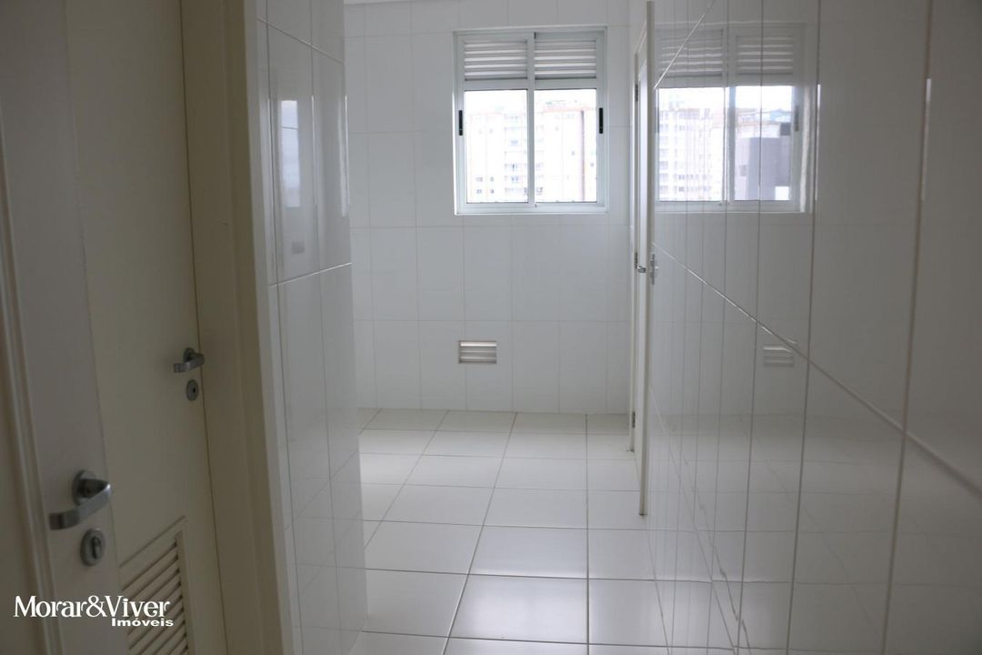 Apartamento à venda com 3 quartos, 98m² - Foto 15