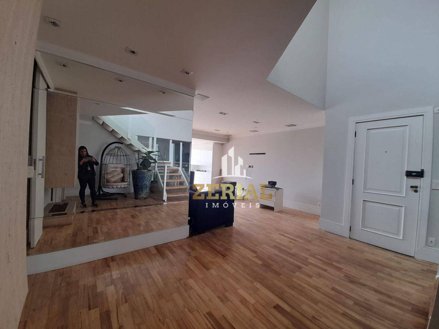 Cobertura para alugar com 4 quartos, 202m² - Foto 2