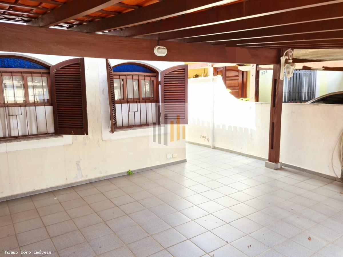 Casa à venda com 2 quartos, 174m² - Foto 4