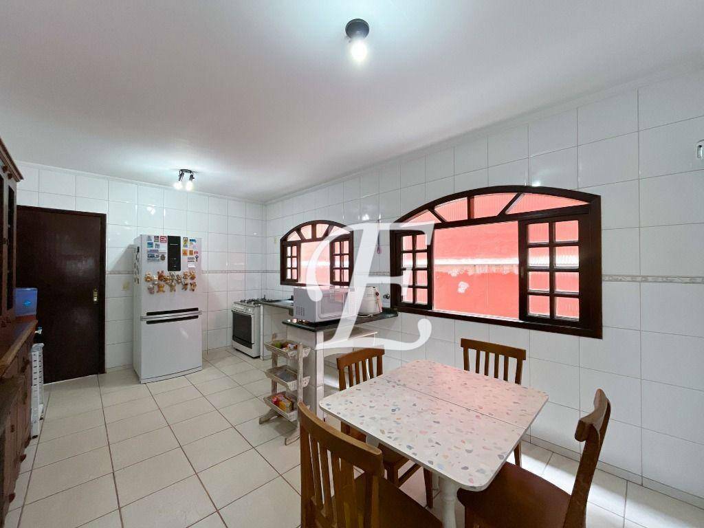 Sobrado à venda com 3 quartos, 227m² - Foto 13