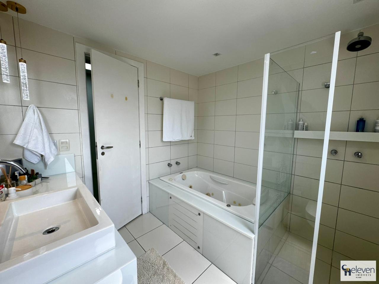 Apartamento à venda com 4 quartos, 243m² - Foto 24