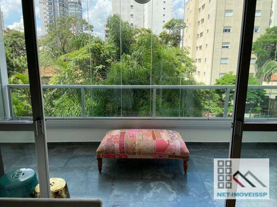 Apartamento à venda com 4 quartos, 196m² - Foto 8