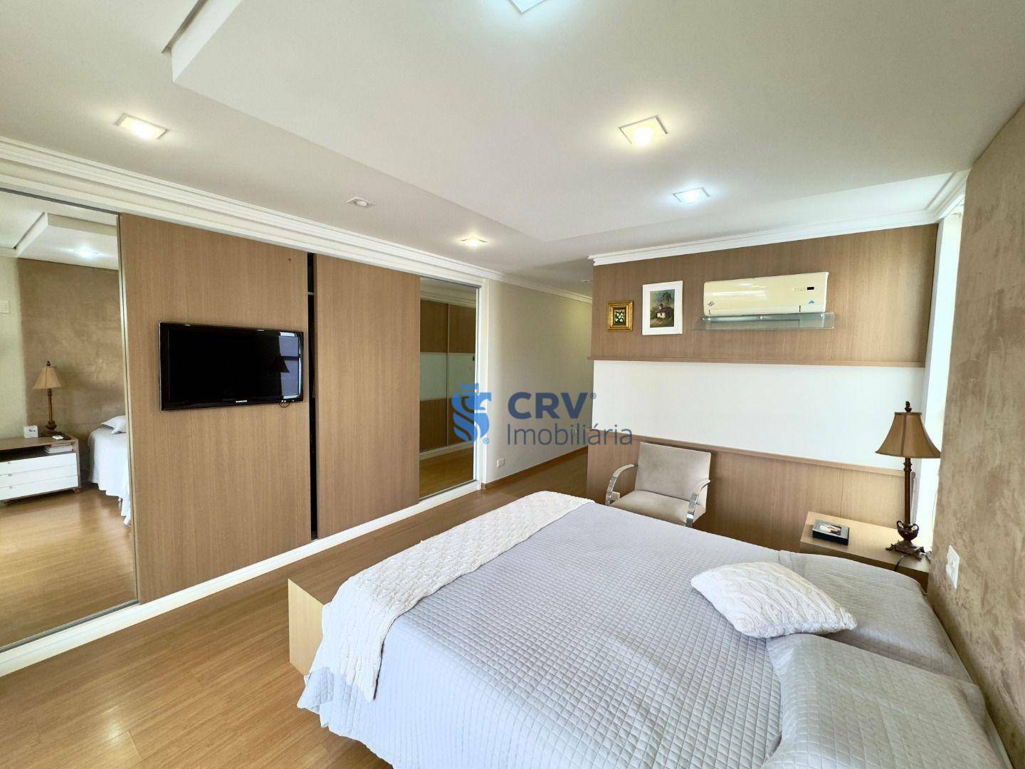 Sobrado à venda com 4 quartos, 331m² - Foto 8