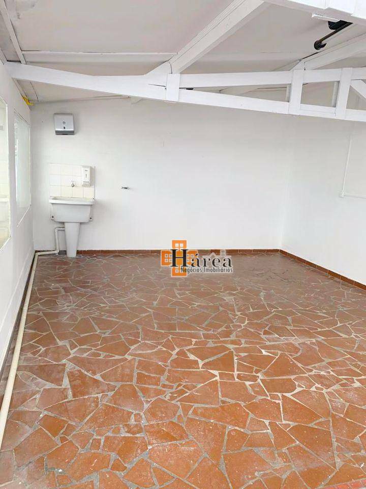 Sobrado à venda com 5 quartos, 327m² - Foto 18