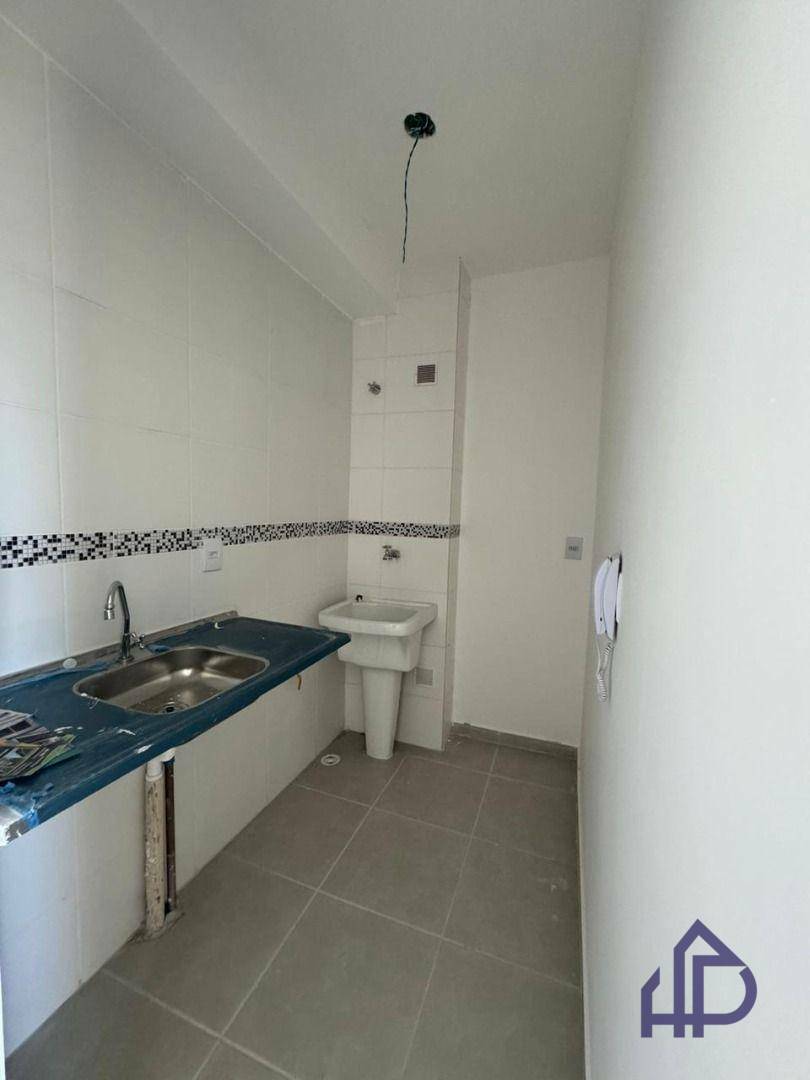 Apartamento para alugar com 2 quartos, 32m² - Foto 11