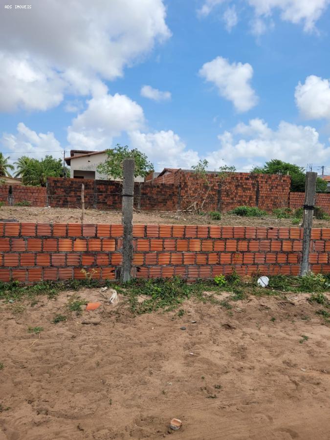 Terreno à venda, 200m² - Foto 1