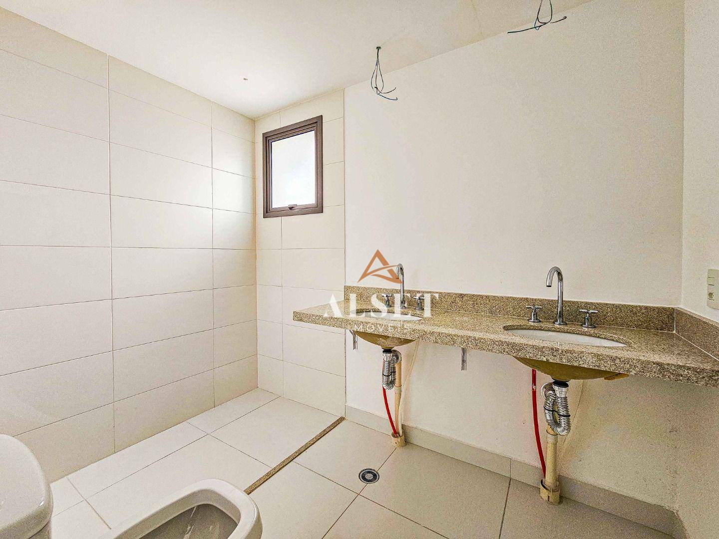 Apartamento à venda com 3 quartos, 159m² - Foto 14