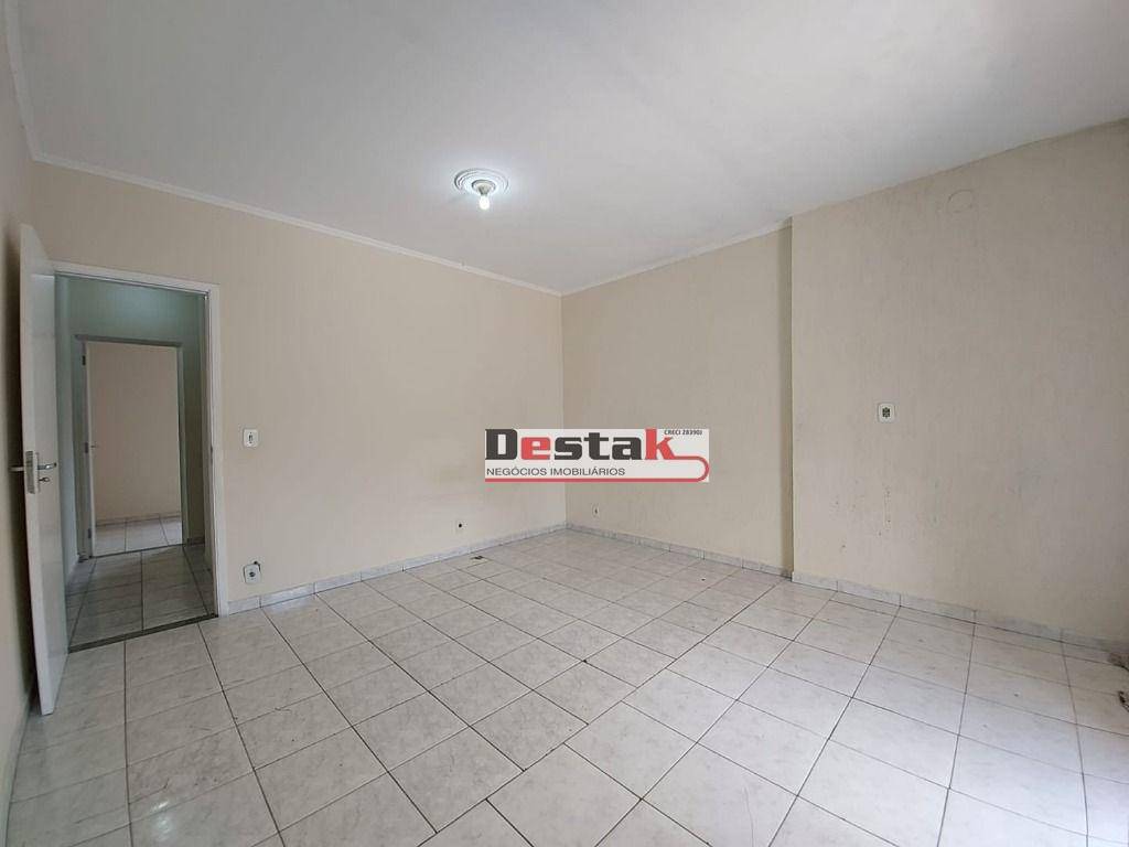 Sobrado para alugar com 2 quartos, 130m² - Foto 8