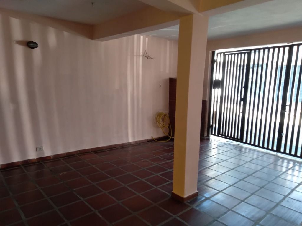 Sobrado à venda com 4 quartos, 120m² - Foto 26