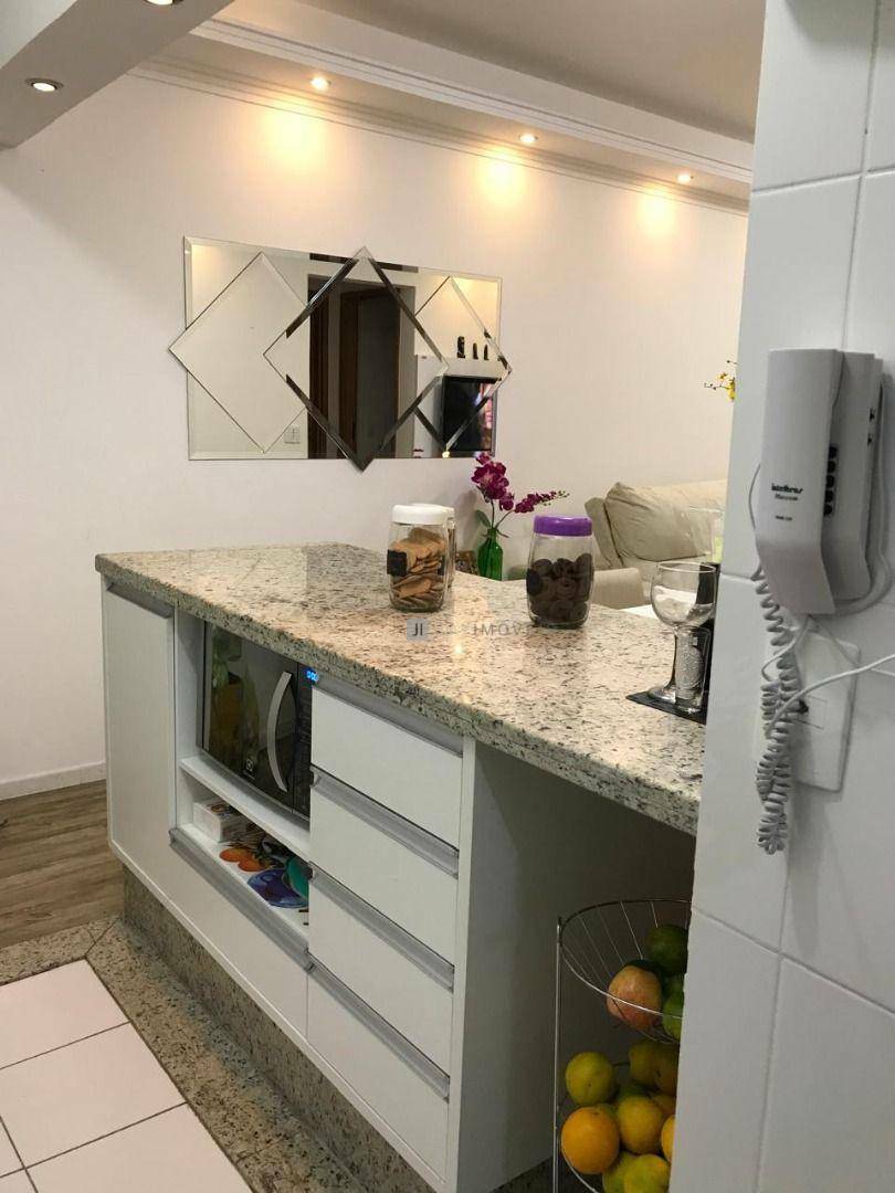 Apartamento à venda com 2 quartos, 60m² - Foto 10