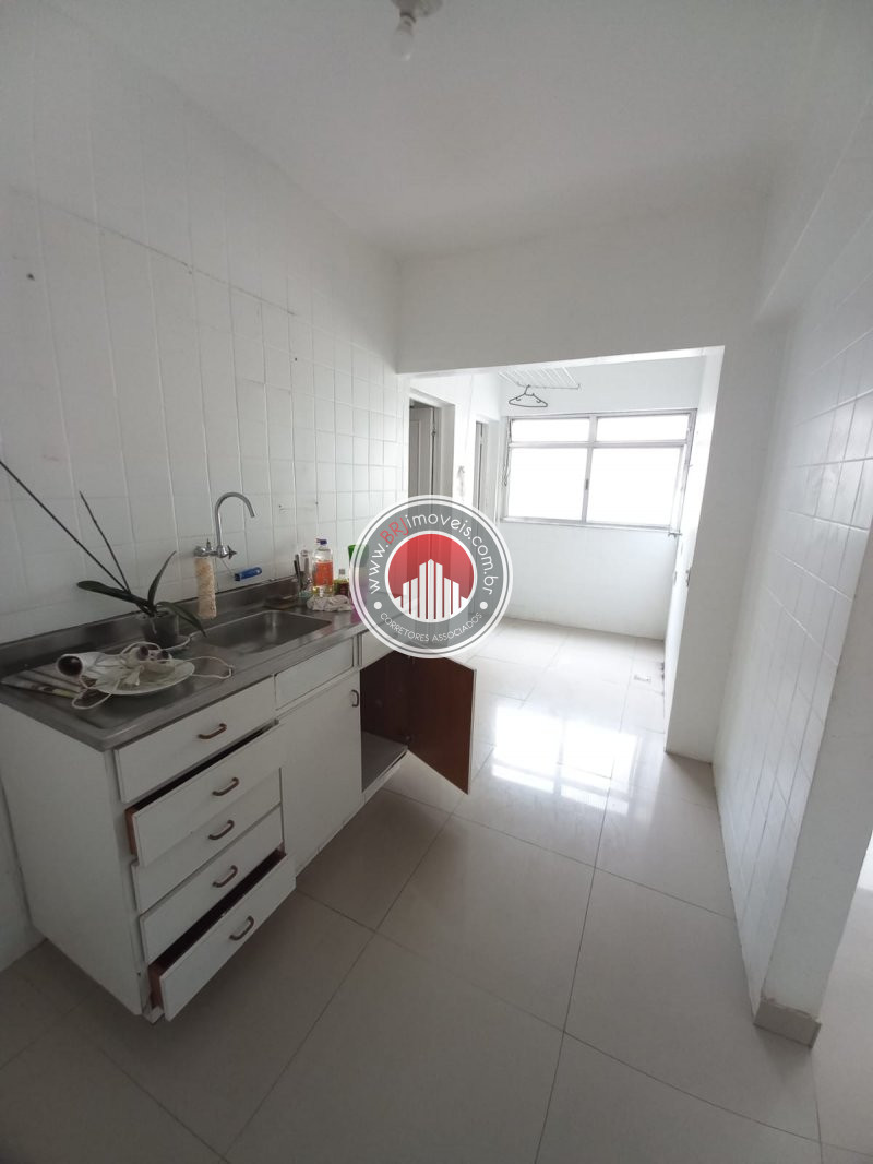 Apartamento à venda com 4 quartos, 70m² - Foto 8