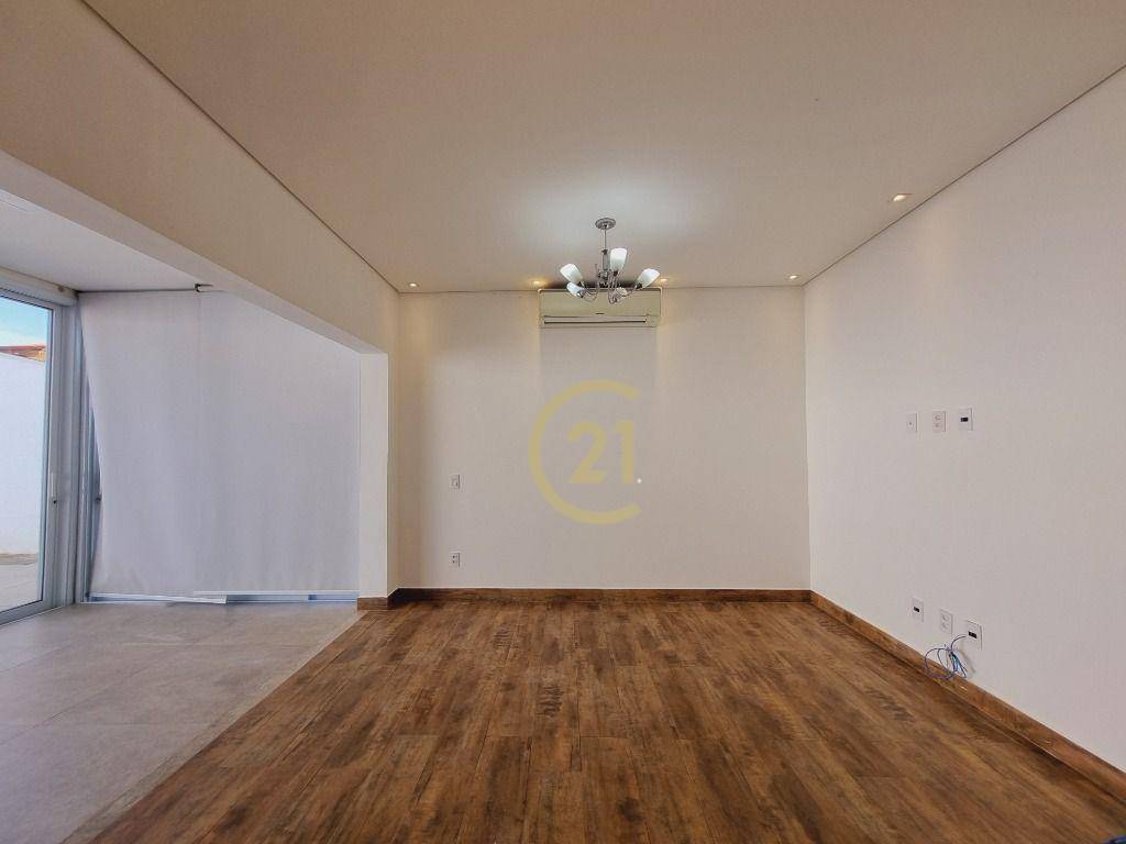 Casa de Condomínio à venda com 4 quartos, 255m² - Foto 10