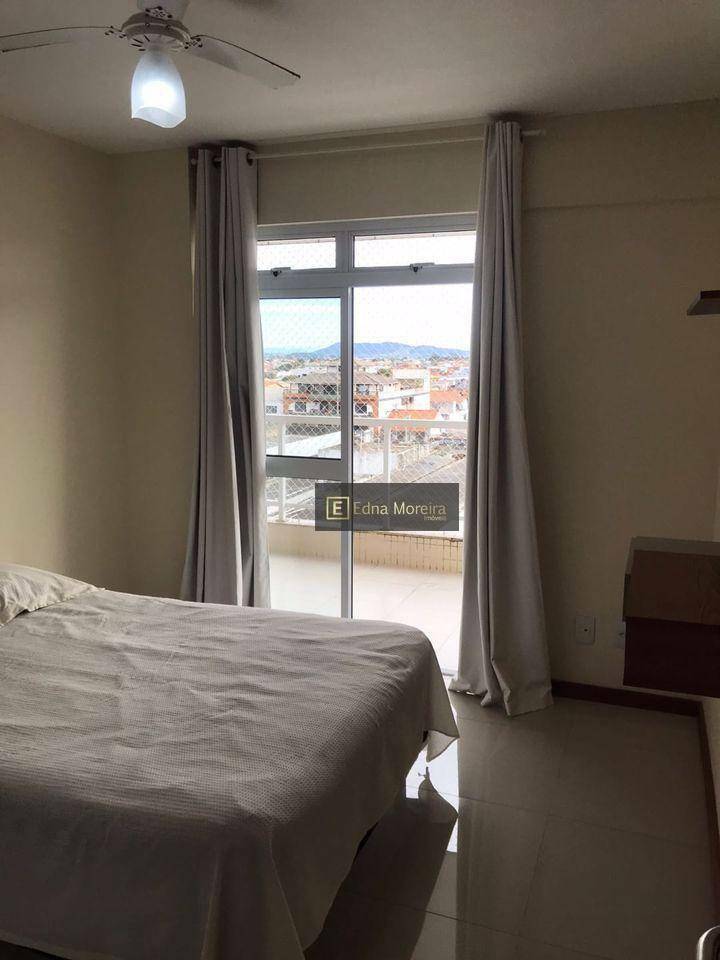 Apartamento à venda com 4 quartos, 216m² - Foto 11