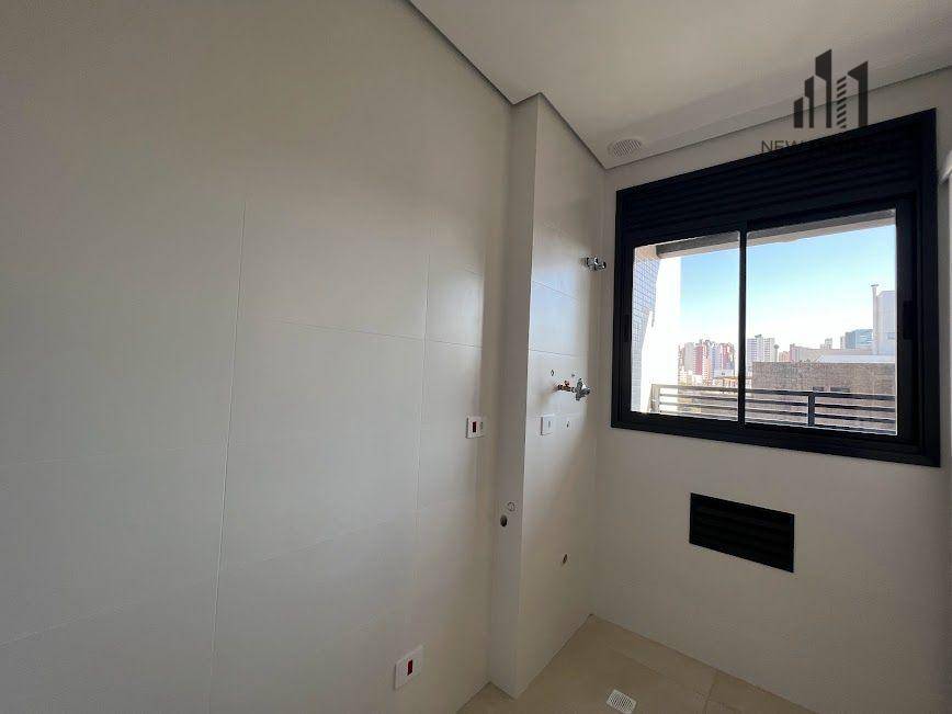 Apartamento à venda com 3 quartos, 117m² - Foto 10