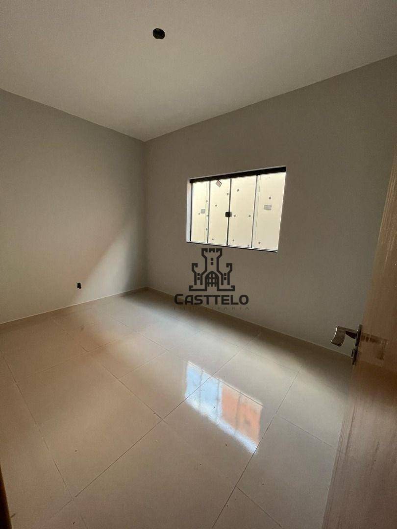 Casa à venda com 3 quartos, 74m² - Foto 3