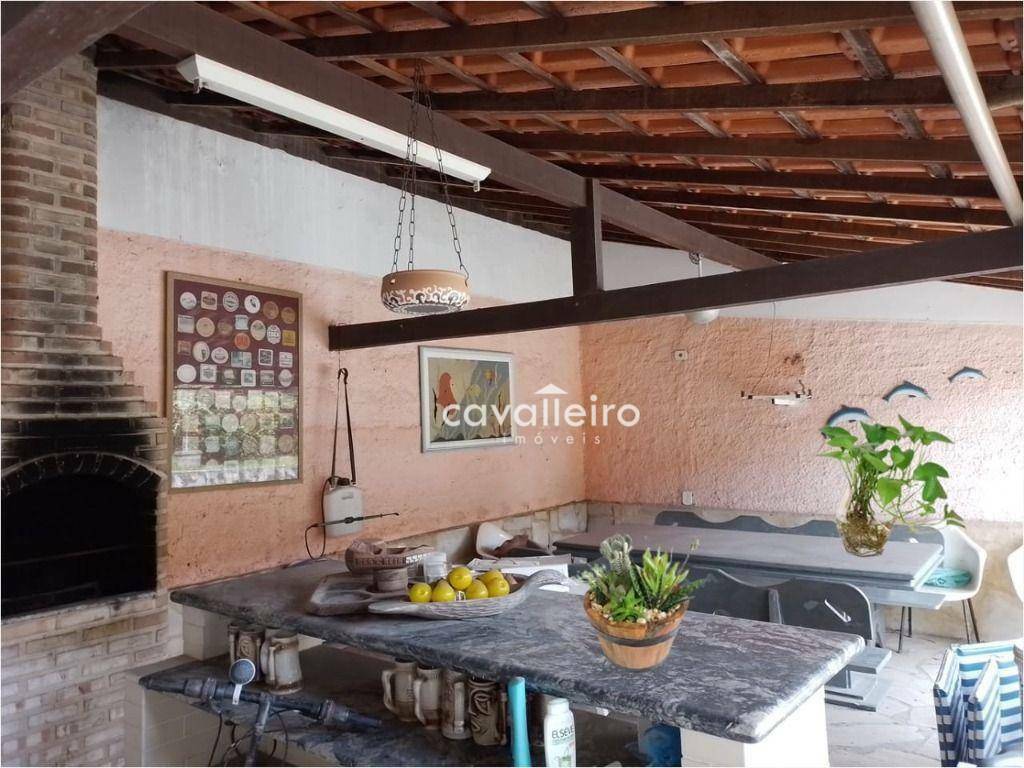 Casa à venda com 3 quartos, 650m² - Foto 31