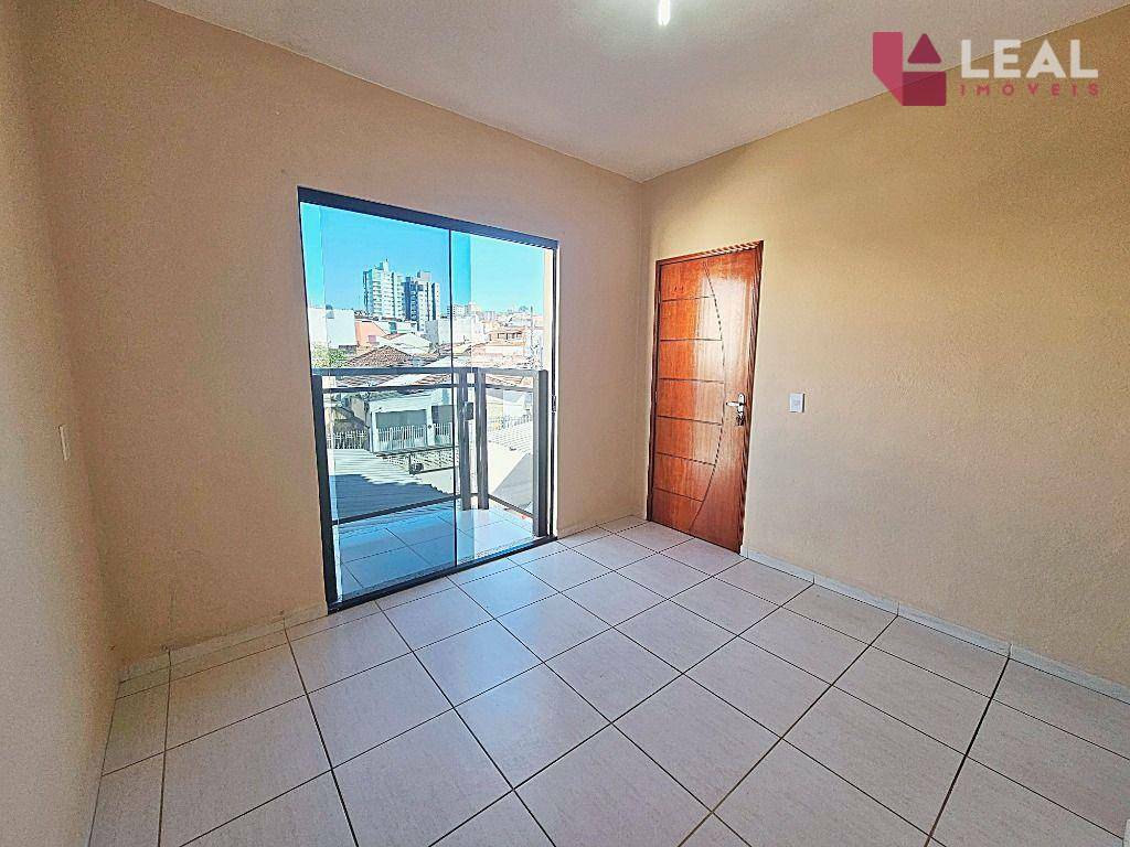 Apartamento para alugar com 2 quartos, 50m² - Foto 5