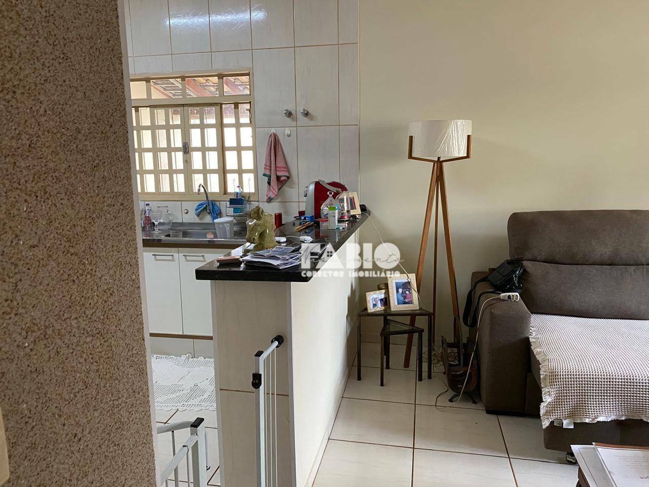 Casa à venda com 3 quartos, 100m² - Foto 10