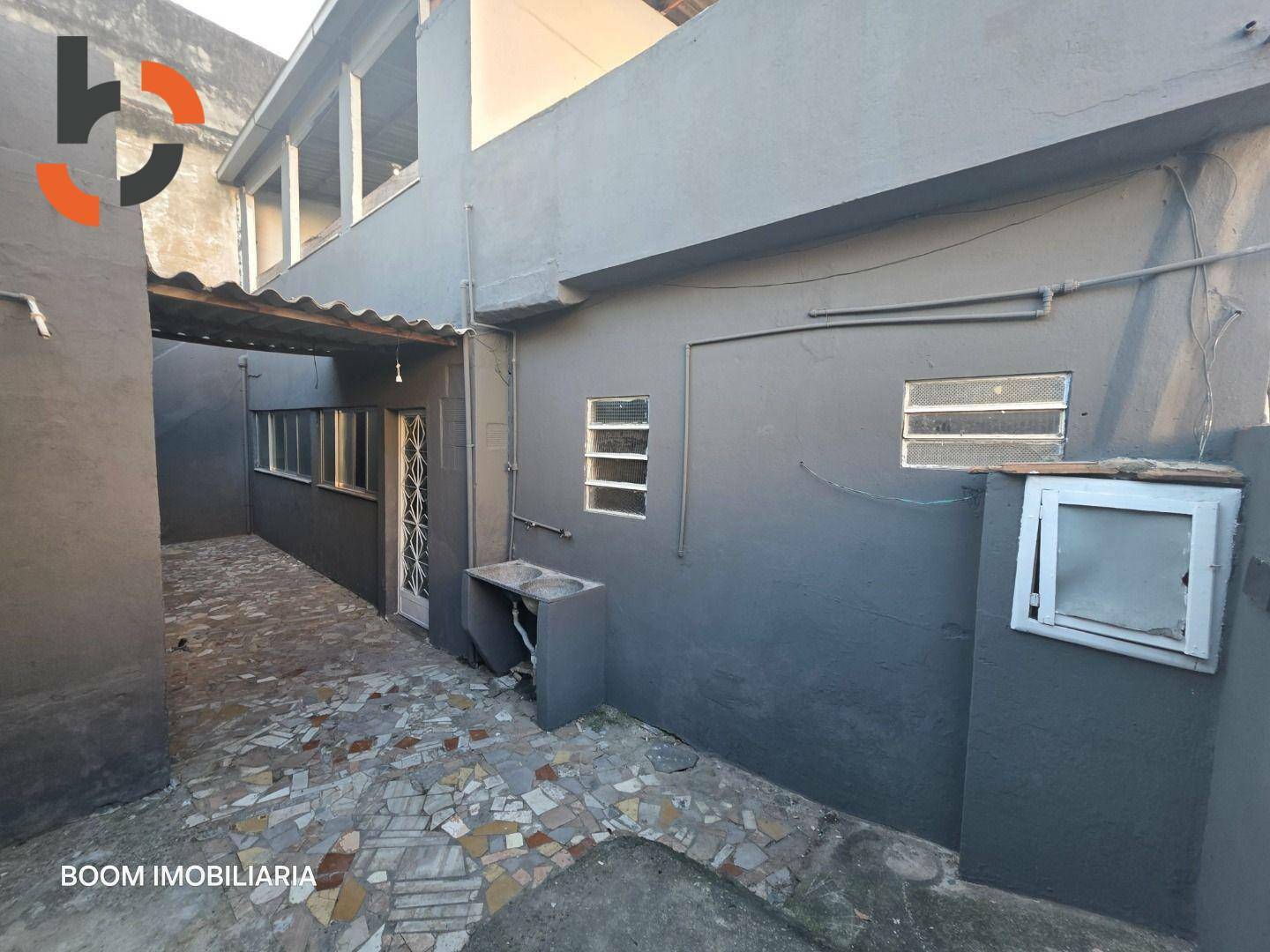 Casa à venda e aluguel com 1 quarto, 45m² - Foto 1