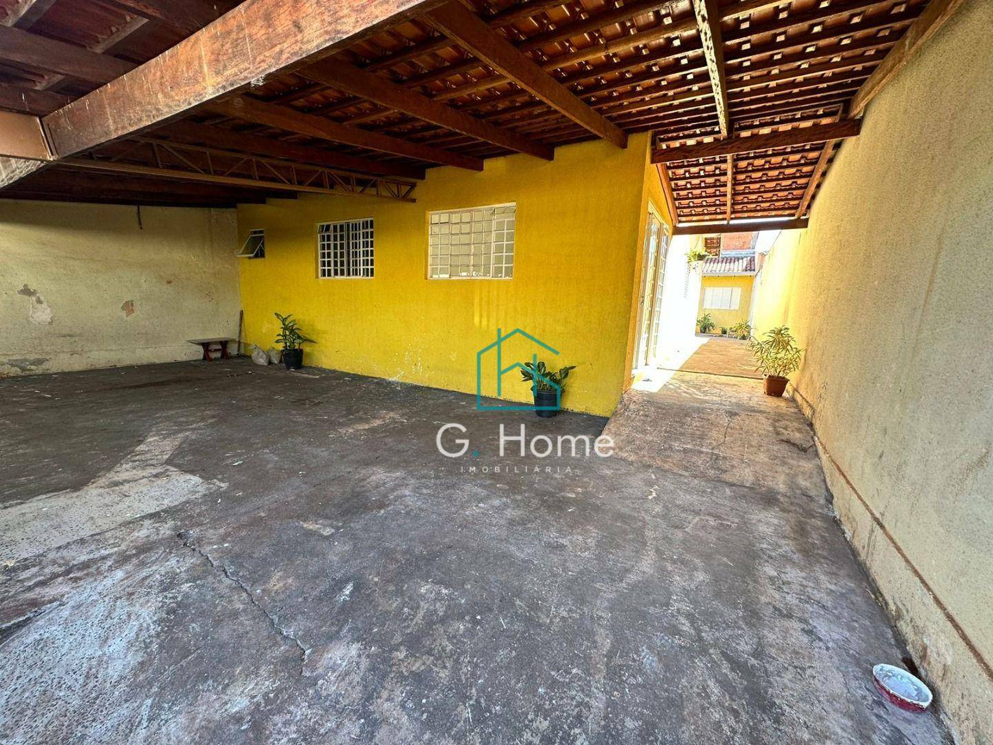 Casa à venda com 4 quartos, 100m² - Foto 1