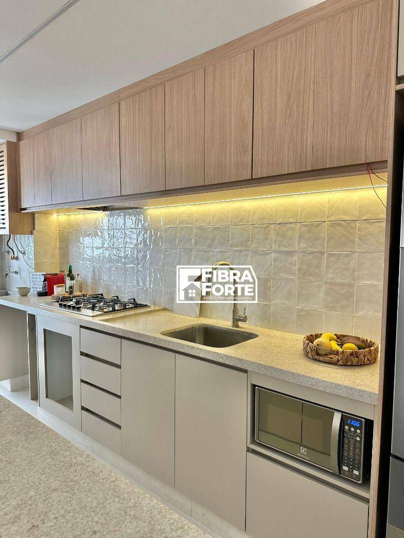 Apartamento à venda com 2 quartos, 80m² - Foto 11