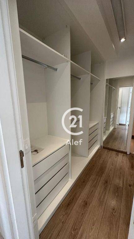 Apartamento à venda com 3 quartos, 145m² - Foto 17