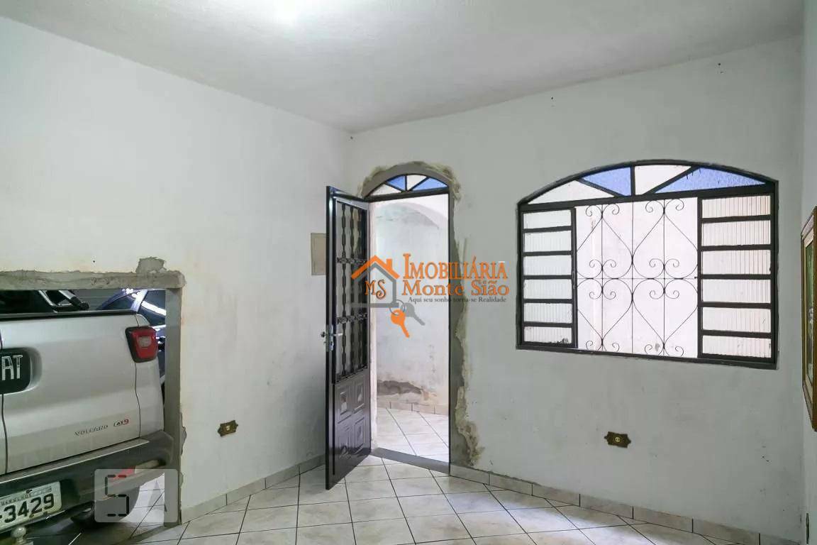 Sobrado à venda com 4 quartos, 250m² - Foto 2