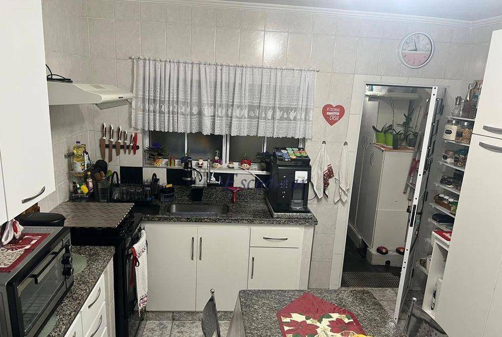 Sobrado à venda com 4 quartos, 132m² - Foto 6