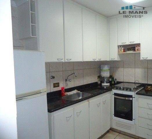 Casa à venda com 3 quartos, 176m² - Foto 6