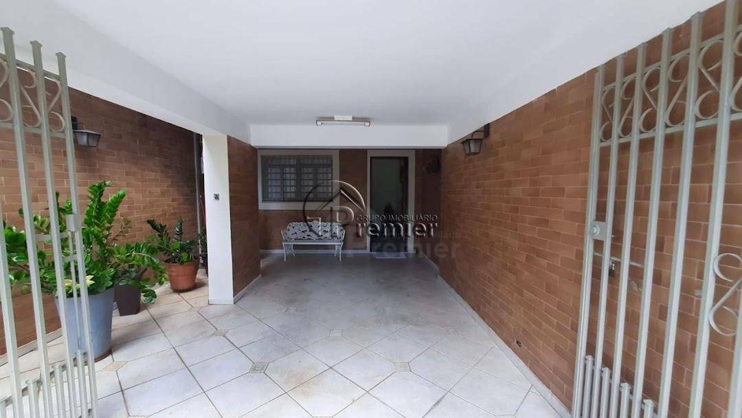 Casa à venda com 3 quartos, 182m² - Foto 4