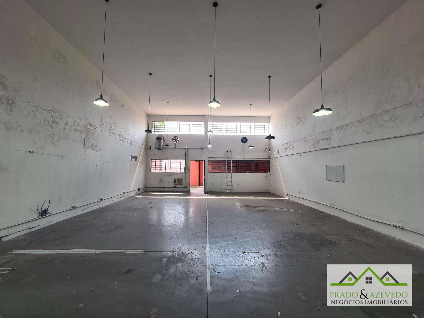 Depósito-Galpão-Armazém à venda e aluguel, 650m² - Foto 10