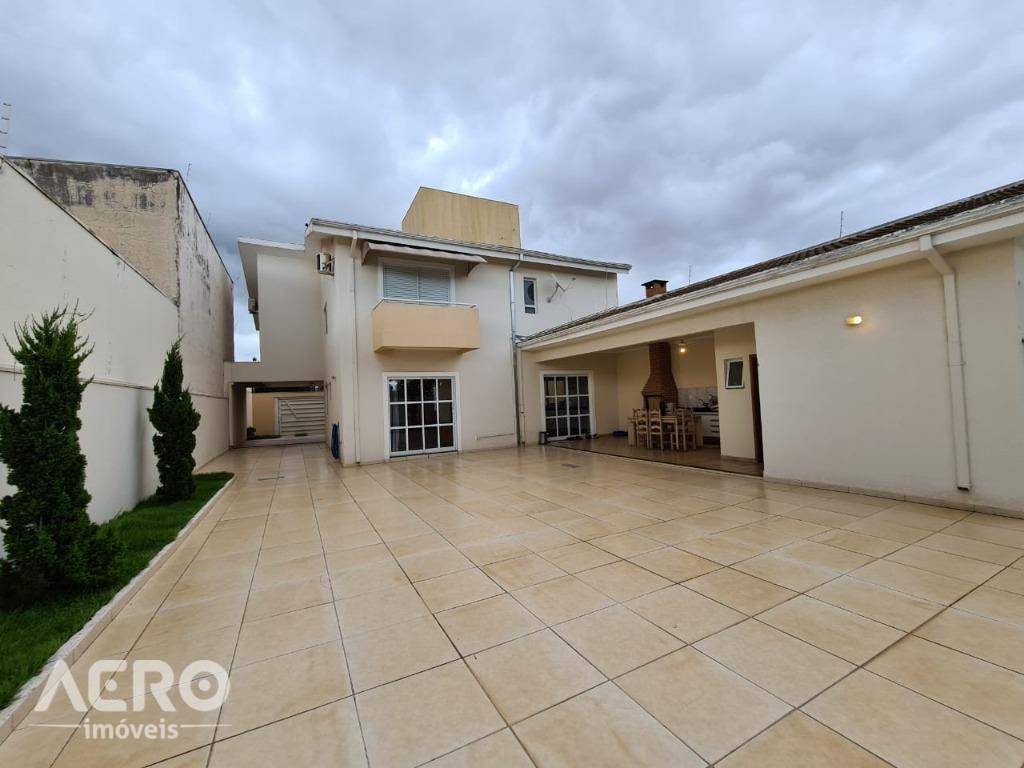 Casa à venda com 3 quartos, 275m² - Foto 43