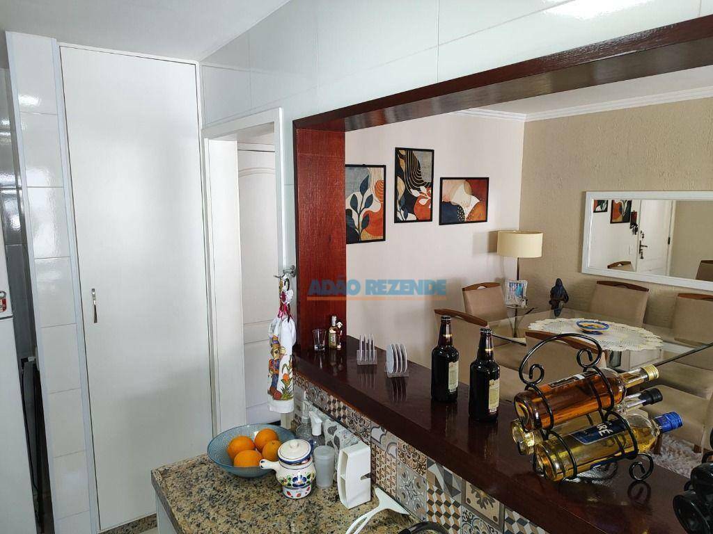 Apartamento à venda com 2 quartos, 56m² - Foto 4