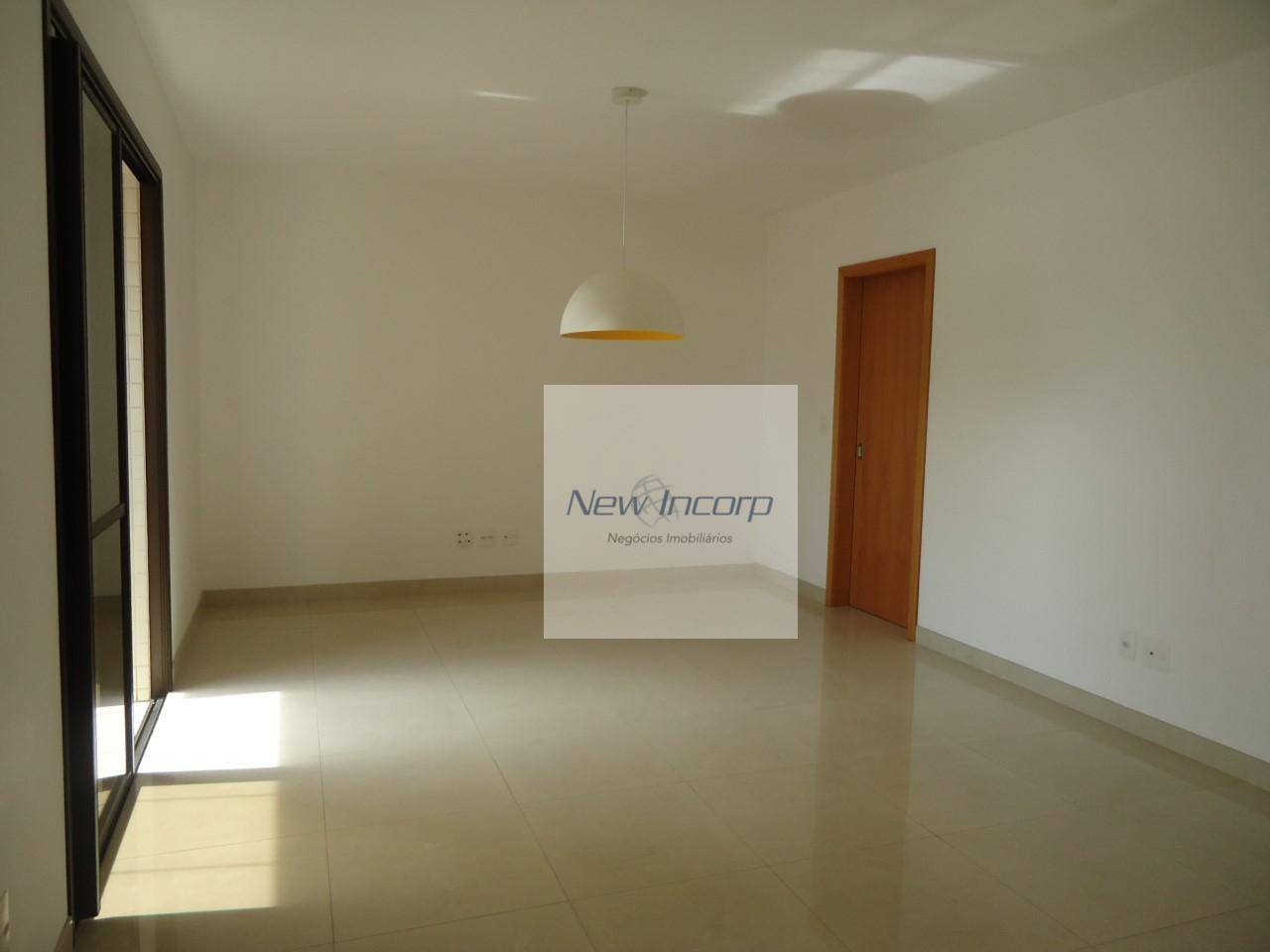 Apartamento à venda com 4 quartos, 208m² - Foto 5