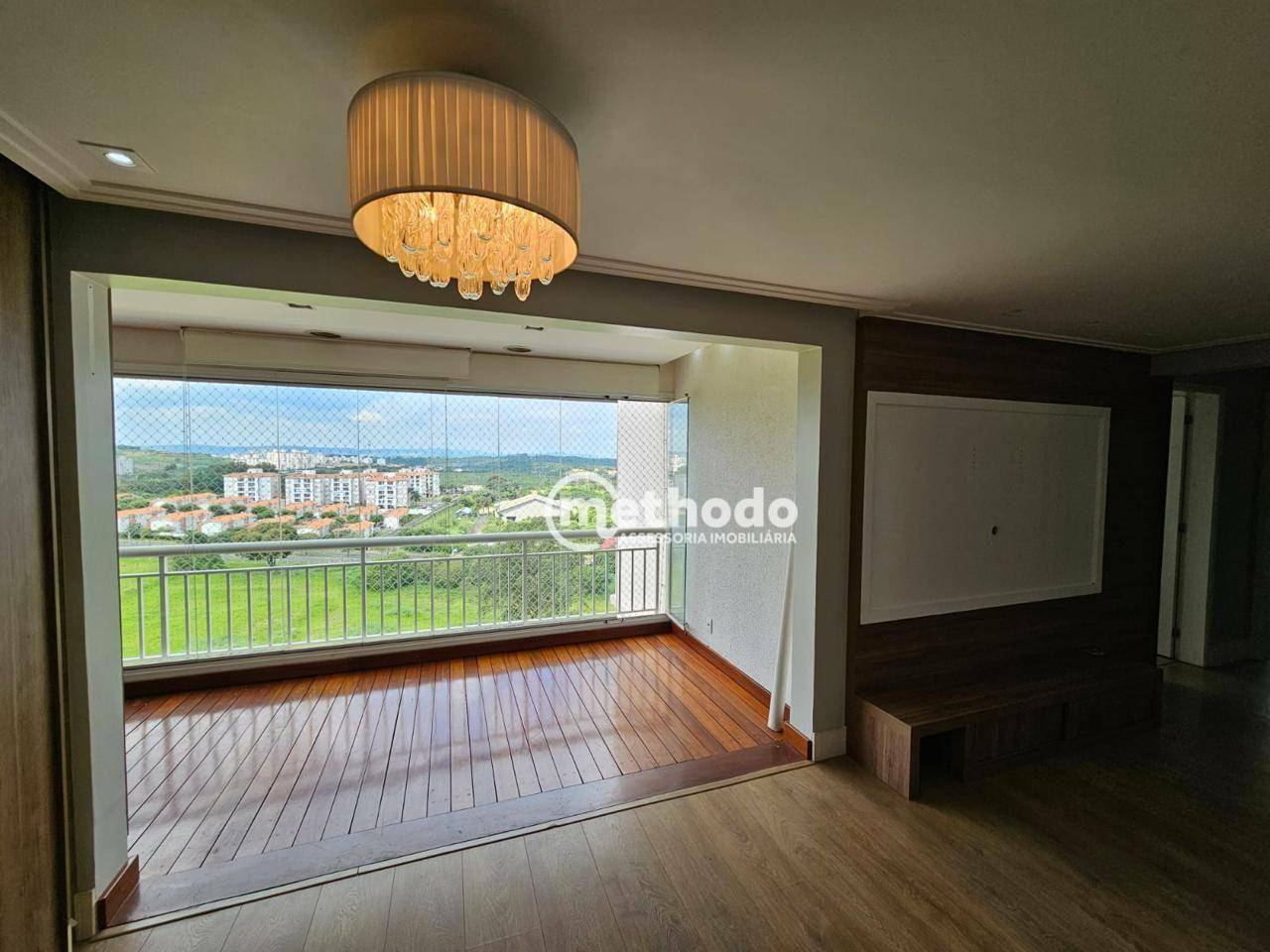 Apartamento para alugar com 3 quartos, 109m² - Foto 4