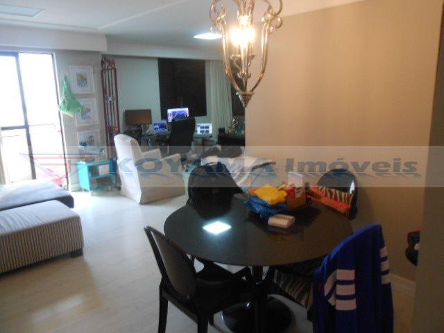 Apartamento à venda com 3 quartos, 76m² - Foto 2